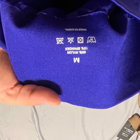 Cobalt Seamless Leggings - Picture 3 of 3